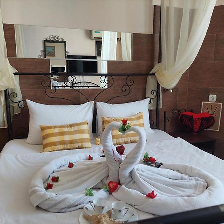 וארנה Paralax Hotel מראה חיצוני תמונה
