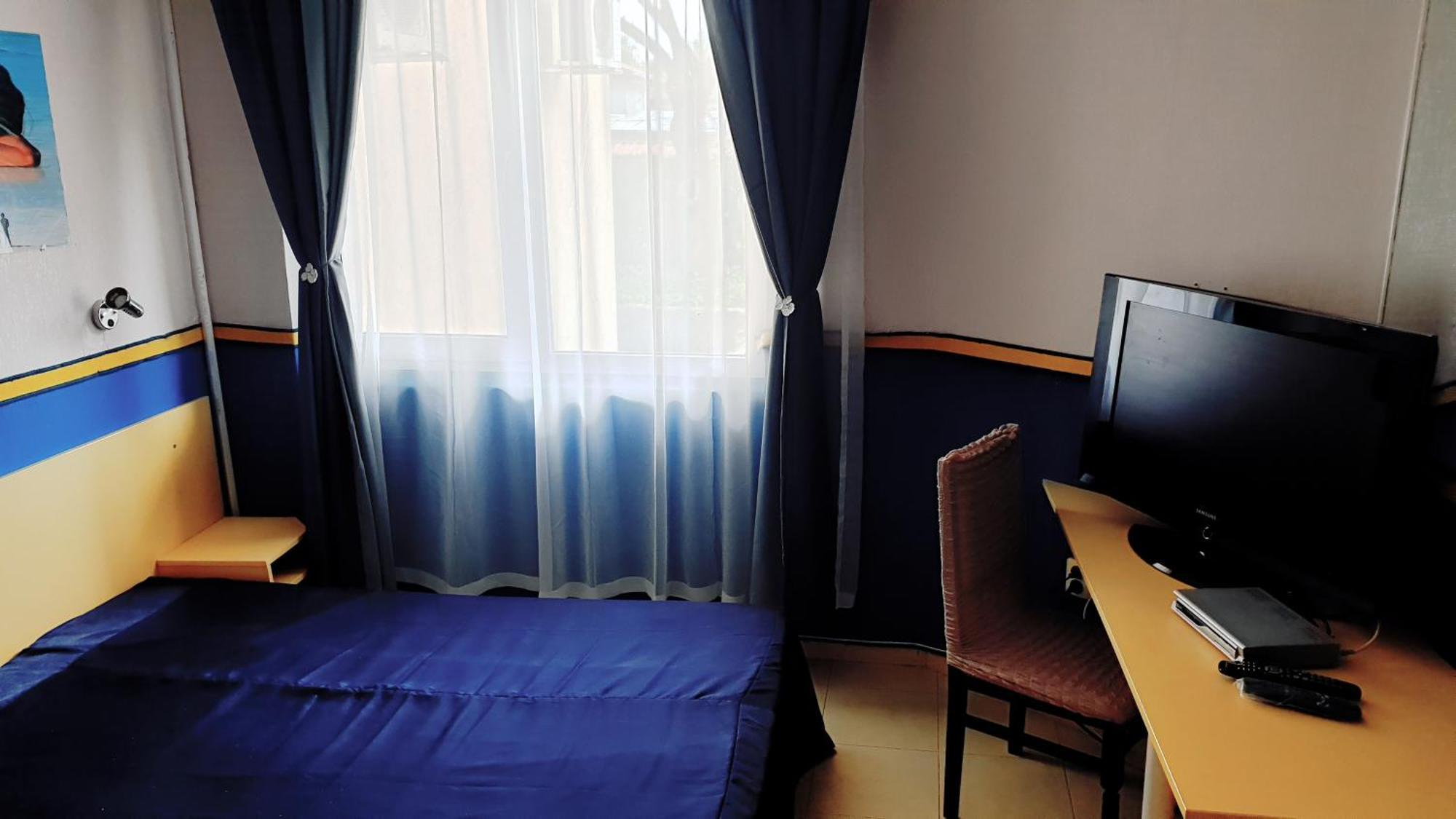וארנה Paralax Hotel מראה חיצוני תמונה