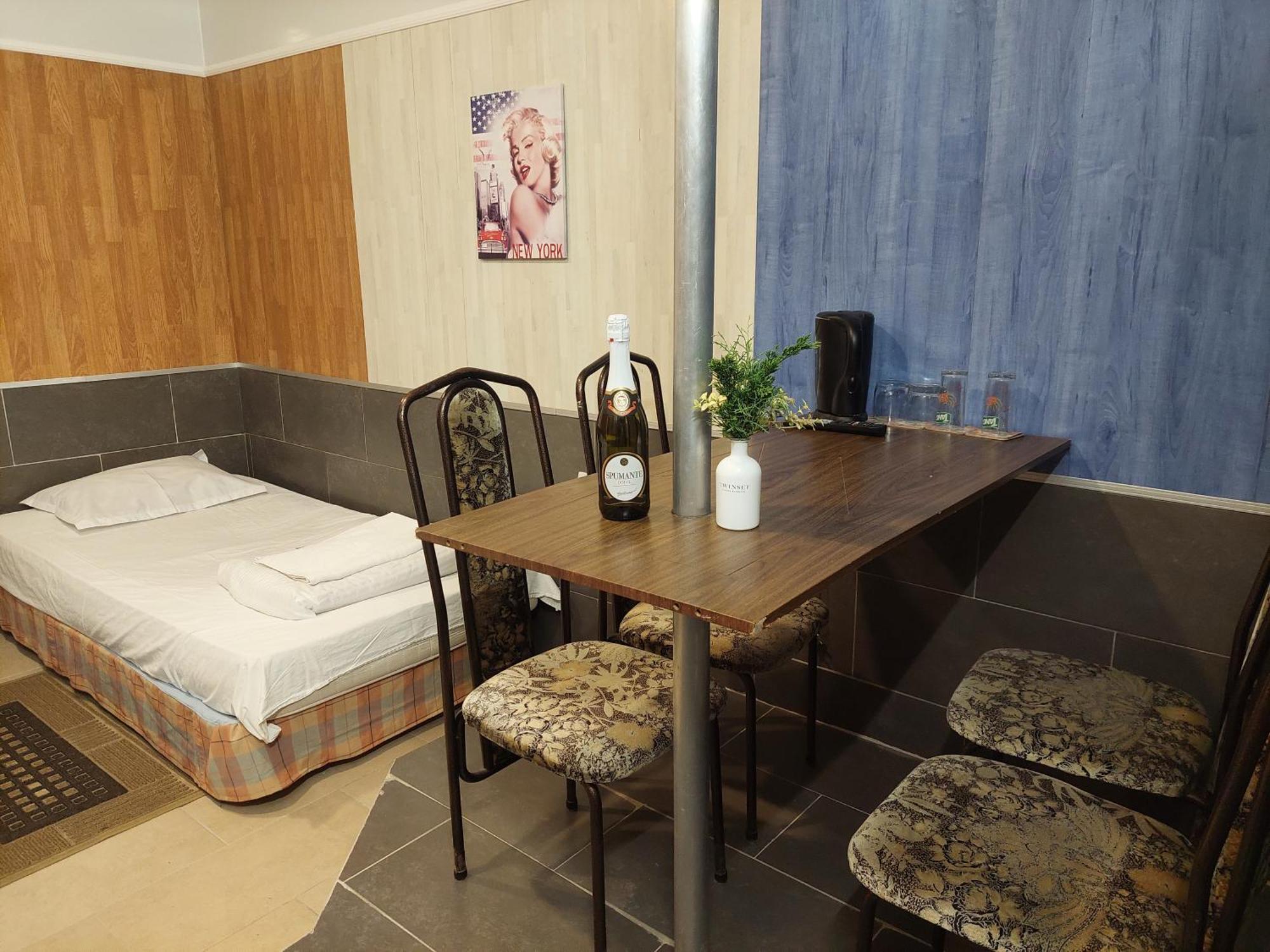 וארנה Paralax Hotel מראה חיצוני תמונה