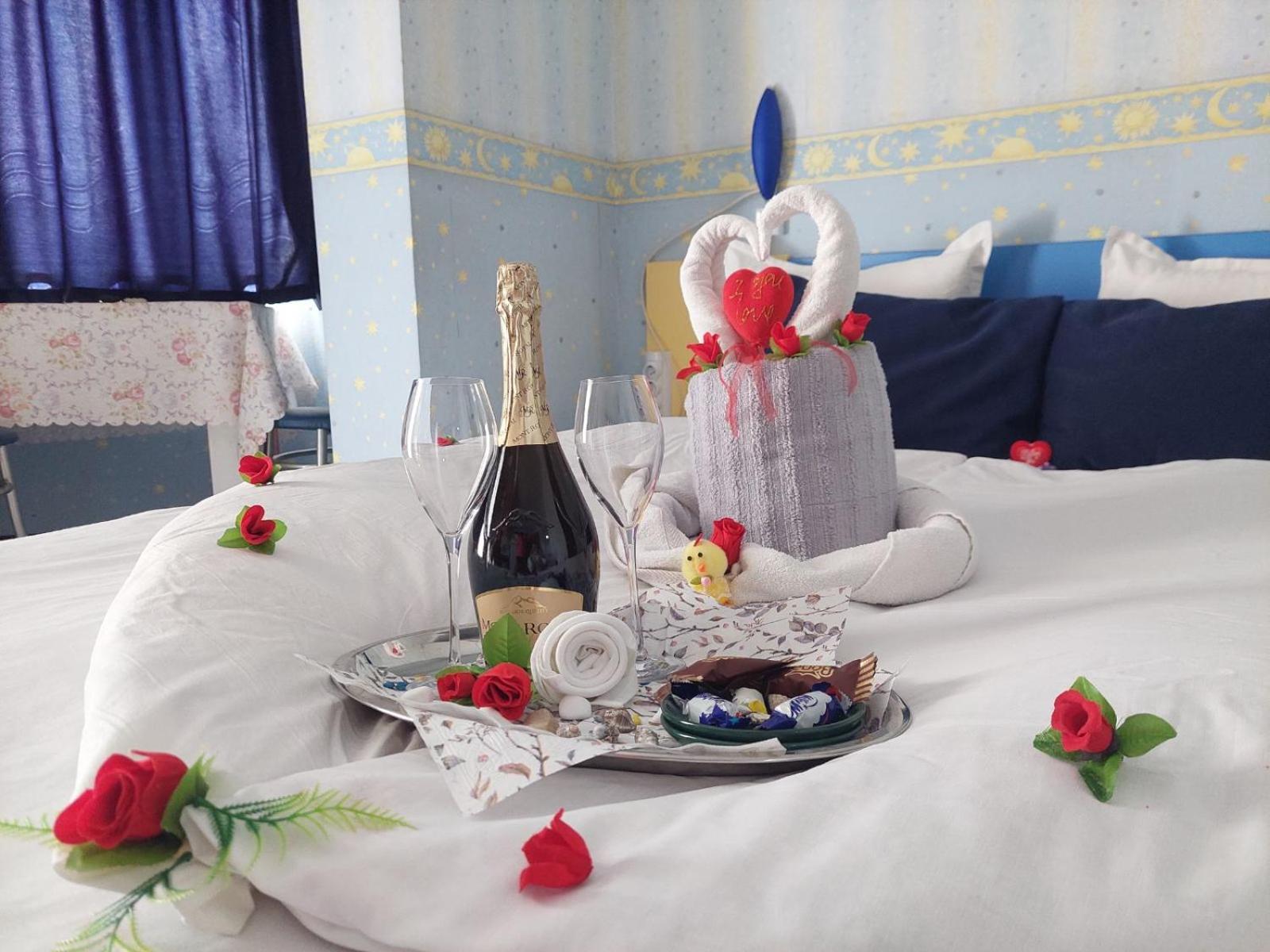 וארנה Paralax Hotel מראה חיצוני תמונה