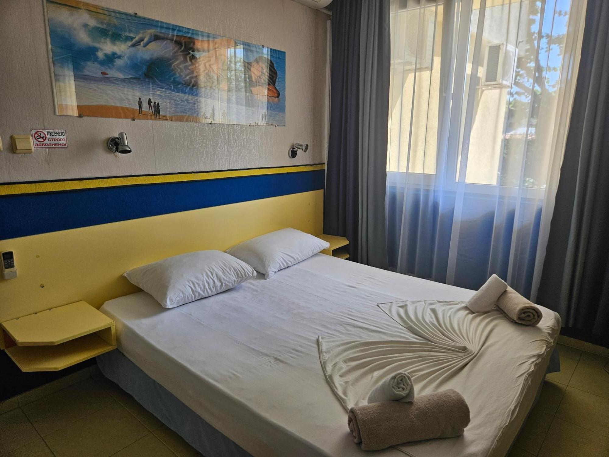 וארנה Paralax Hotel מראה חיצוני תמונה